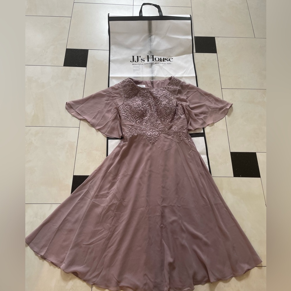 NWT JJ’s House color dusk/pale pink/blush cocktail dress